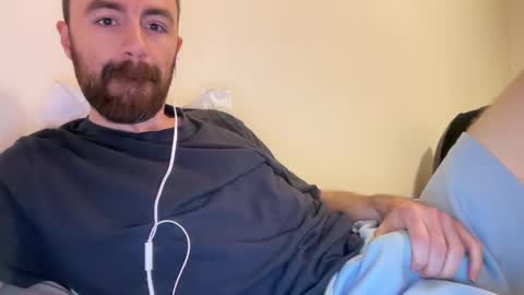 Snapshot of show_jizzness chatting on 4, 12, 2024 show_jizzness online show from 4, 12, 2024