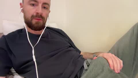 Snapshot of show_jizzness chatting on 8, 2, 2025 show_jizzness online show from 8, 2, 2025