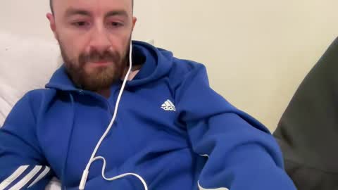 Snapshot of show_jizzness chatting on 18, 2, 2025 show_jizzness online show from 18, 2, 2025