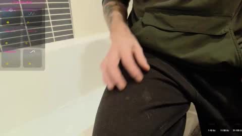 Snapshot of showoffjay46 chatting on 26, 10, 2025 showofjay online show from 26, 10, 2025