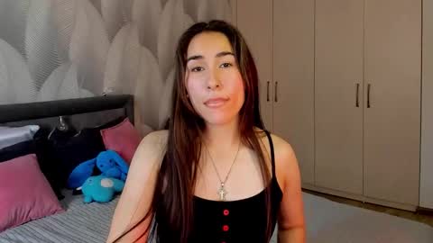 Snapshot of shy_bambiii chatting on 11, 11, 2025 Mika online show from 11, 11, 2025