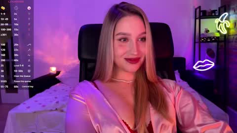 Snapshot of shy_bee chatting on 9, 10, 2025 Alice online show from 9, 10, 2025