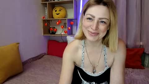 shy_girl80 online show from 4, 2, 2026