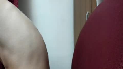 shy_in_bed online show from 3, 10, 2025