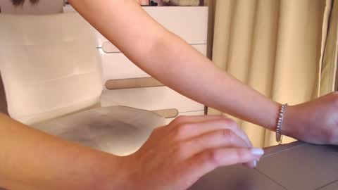 Milena online show from 6, 2, 2025