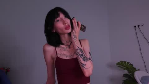 Snapshot of shy_moana chatting on 12, 9, 2025 Moana online show from 12, 9, 2025