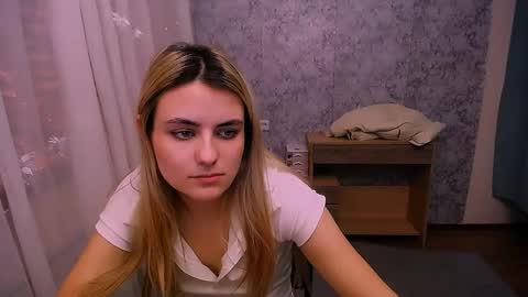 shy_sabrina_ online show from 19, 2, 2025