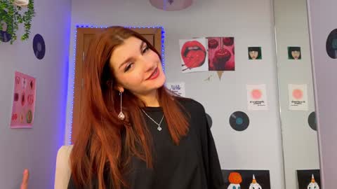 Snapshot of shybella_girl chatting on 12, 12, 2024 Bella online show from 12, 12, 2024