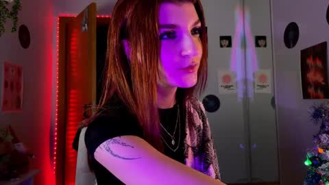 Snapshot of shybella_girl chatting on 23, 12, 2024 Bella online show from 23, 12, 2024