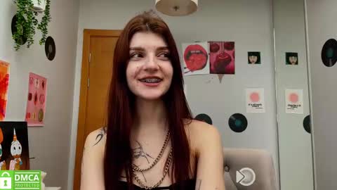 Snapshot of shybella_girl chatting on 28, 2, 2025 Bella online show from 28, 2, 2025