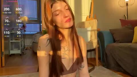 Snapshot of shybella_girl chatting on 2, 10, 2025 Bella online show from 2, 10, 2025