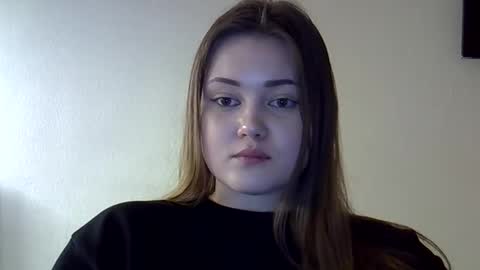 Snapshot of shynesssi chatting on 4, 2, 2025 shynesssi online show from 4, 2, 2025