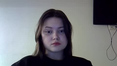 Snapshot of shynesssi chatting on 2, 3, 2025 shynesssi online show from 2, 3, 2025