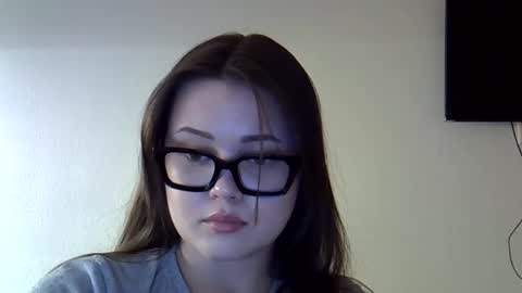 Snapshot of shynesssi chatting on 5, 3, 2025 shynesssi online show from 5, 3, 2025
