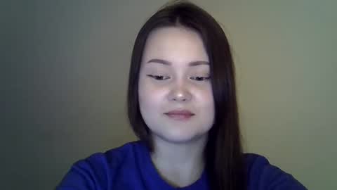 Snapshot of shynesssi chatting on 12, 3, 2025 shynesssi online show from 12, 3, 2025