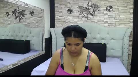 Snapshot of siacavad_sex chatting on 22, 9, 2025 Alicia online show from 22, 9, 2025