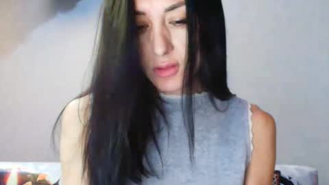 Snapshot of siaconna chatting on 25, 10, 2025 Siaconna online show from 25, 10, 2025