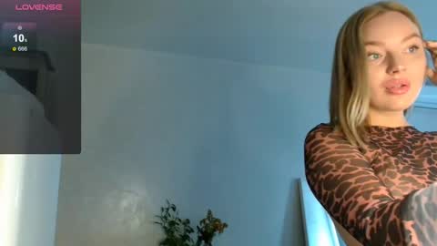 Eva online show from 15, 9, 2025