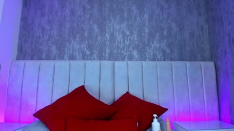 Camila Vargas online show from 1, 2, 2025