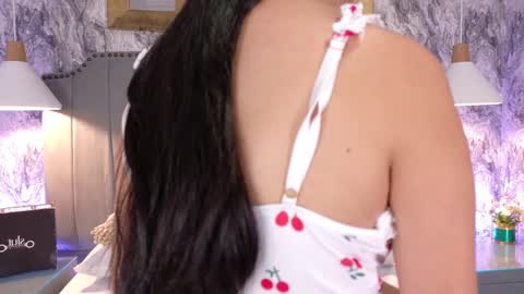 Camila Vargas online show from 6, 10, 2025