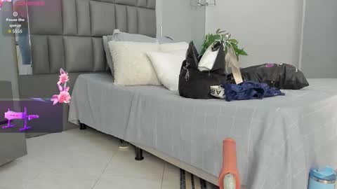 Keira online show from 12, 1, 2026