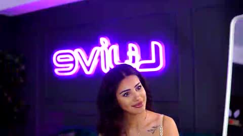 Snapshot of siennaruh chatting on 3, 11, 2025 Sienna online show from 3, 11, 2025