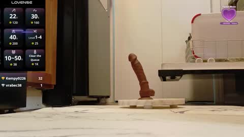 Sienna Luxx online show from 10, 11, 2025