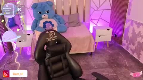 Siiam Tay online show from 28, 9, 2025