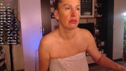 Snapshot of silenaa_sloussen chatting on 16, 9, 2025 silenaa_sloussen online show from 16, 9, 2025