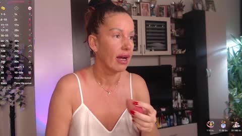 Snapshot of silenaa_sloussen chatting on 22, 11, 2025 silenaa_sloussen online show from 22, 11, 2025