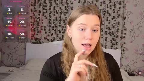 Chloe online show from 24, 10, 2025