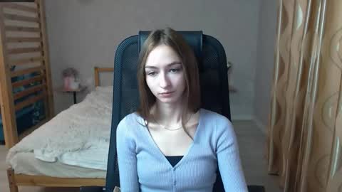 silkymiley online show from 24, 9, 2025