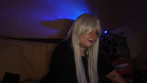 silkyscent online show from 16, 9, 2025