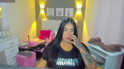 Snapshot of silvana_cruzz chatting on 10, 10, 2025 Silvana cruzzz online show from 10, 10, 2025