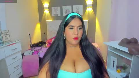 Snapshot of silvana_cruzz chatting on 23, 10, 2025 Silvana cruzzz online show from 23, 10, 2025