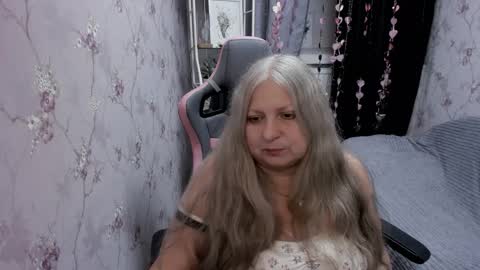 silver_moon_light online show from 26, 9, 2025