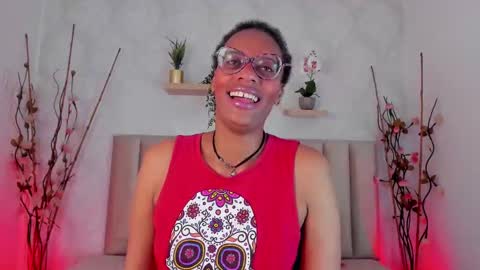 Snapshot of simona_brooke chatting on 8, 9, 2025 simona_brooke online show from 8, 9, 2025