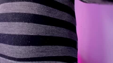 Snapshot of simona_brooke chatting on 27, 10, 2025 simona_brooke online show from 27, 10, 2025