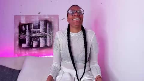 Snapshot of simona_brooke chatting on 31, 10, 2025 simona_brooke online show from 31, 10, 2025