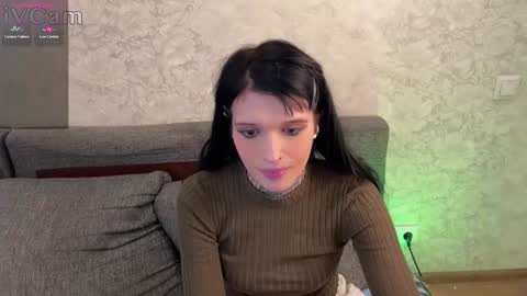 Simona online show from 2, 3, 2025