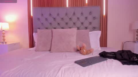 Snapshot of simonastar_ chatting on 11, 2, 2026 simonastar_ online show from 11, 2, 2026