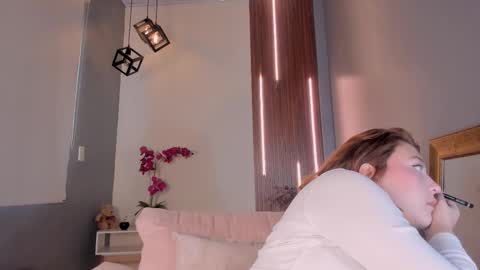 Snapshot of simonastar_ chatting on 16, 3, 2026 simonastar_ online show from 16, 3, 2026