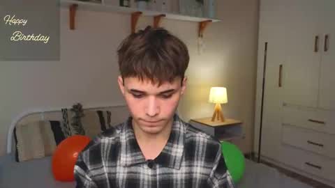 Snapshot of simonboy592 chatting on 20, 3, 2026 Alex online show from 20, 3, 2026