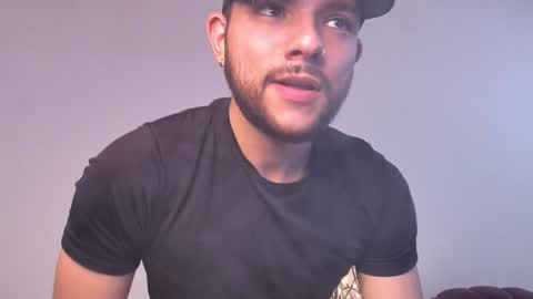 Snapshot of simoncstno chatting on 1, 2, 2025 Simn online show from 1, 2, 2025