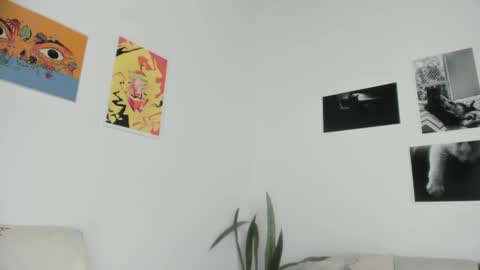 Sim. online show from 9, 1, 2025