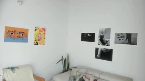 Sim. online show from 10, 1, 2025