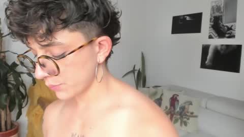 Sim. online show from 13, 2, 2025