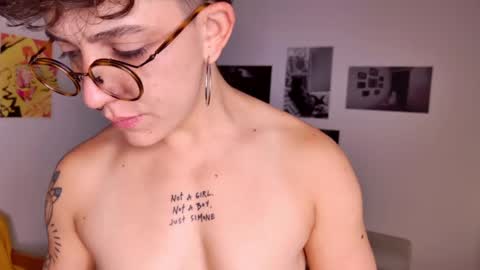 Sim. online show from 1, 3, 2025