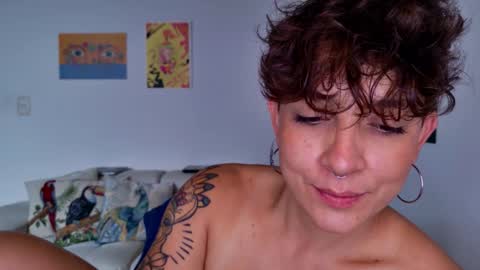 Sim. online show from 15, 10, 2025