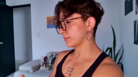 Sim. online show from 5, 11, 2025